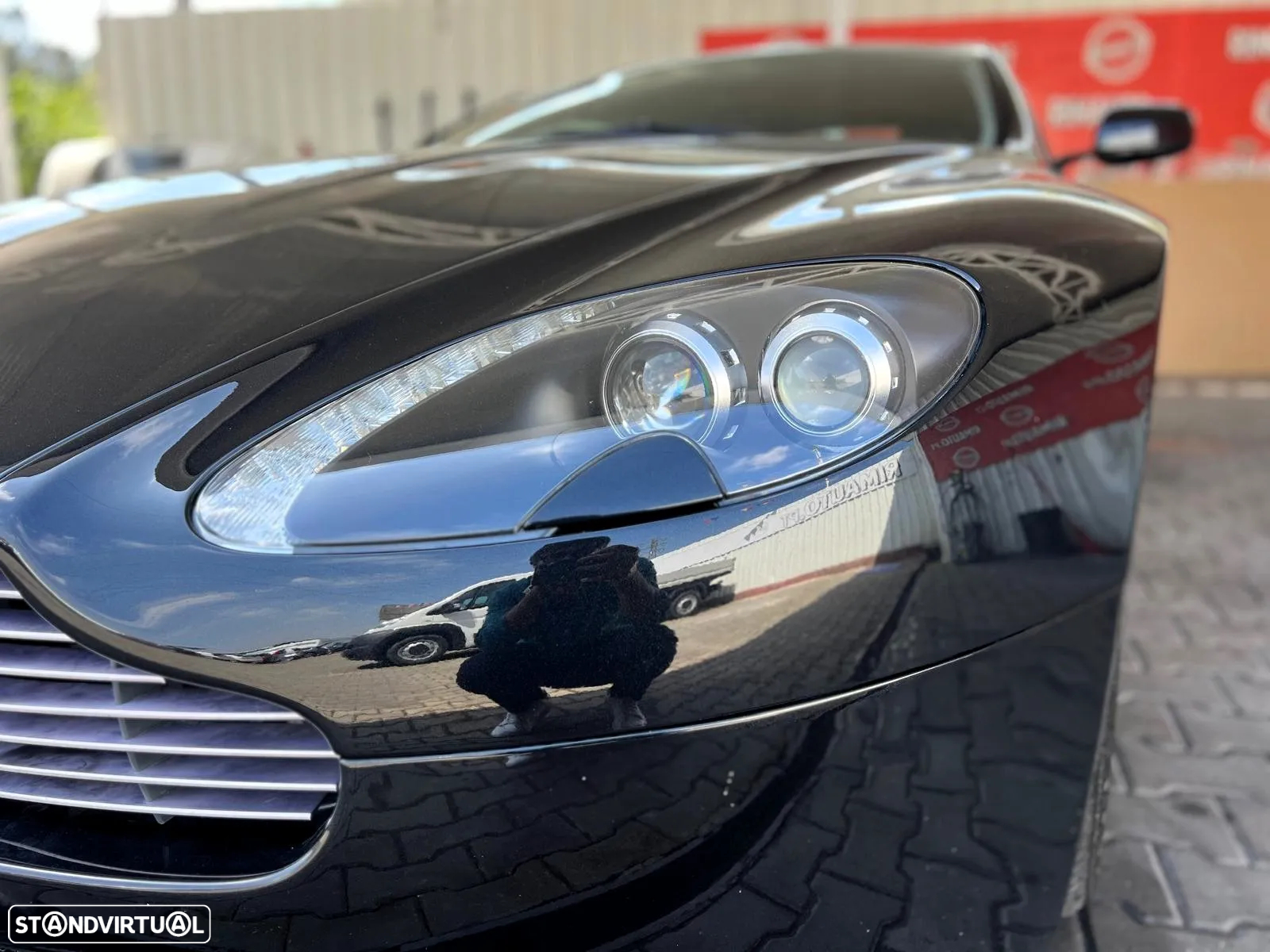 Aston Martin Vantage Coupe V8 - 30