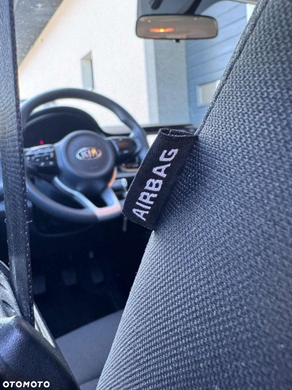 Kia Rio - 21