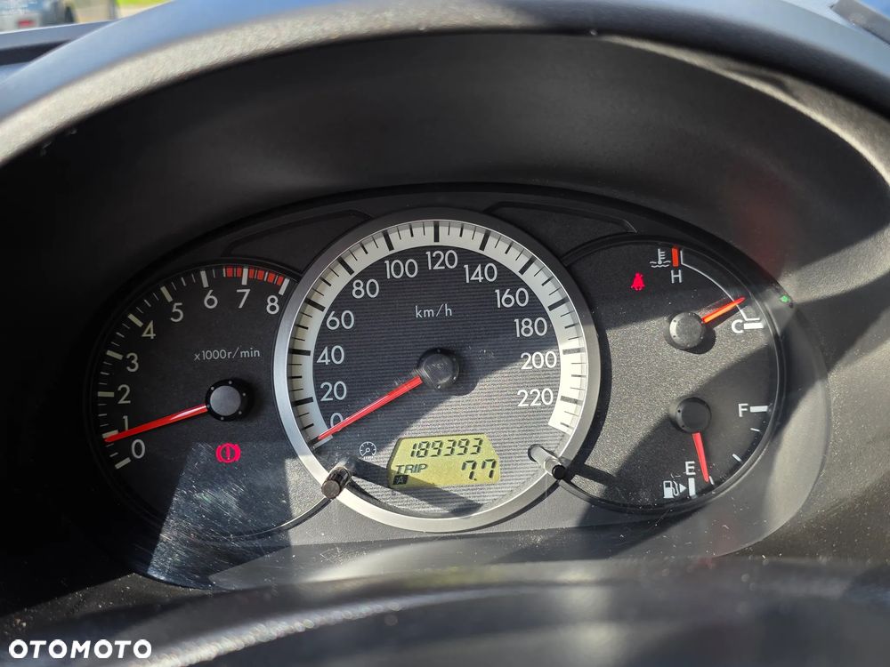 Mazda 5 2.0 Exclusive - 2