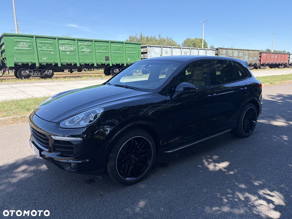 Porsche Cayenne Platinum Edition - 3