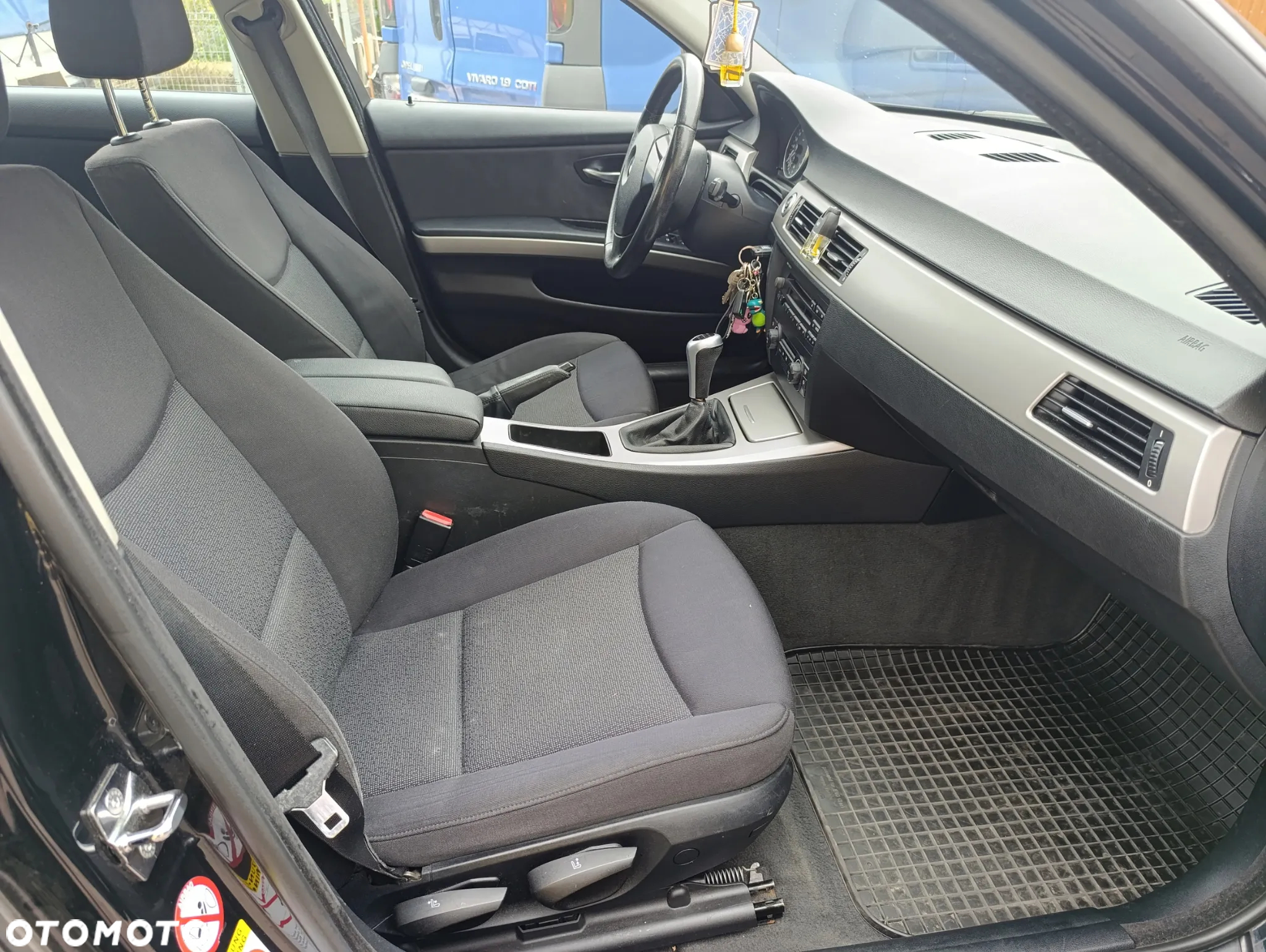 BMW Seria 3 320i - 15