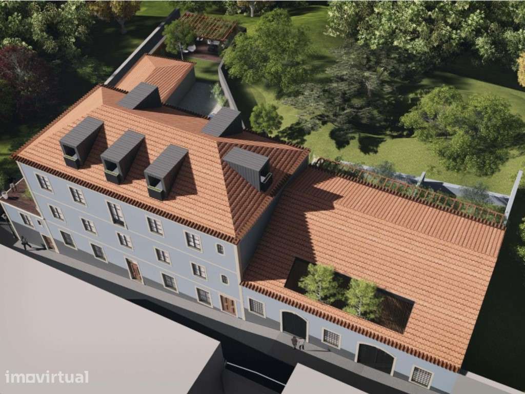 Prédio com 924 m2 com jardim e terraço em Sintra - Grande imagem: 2/13