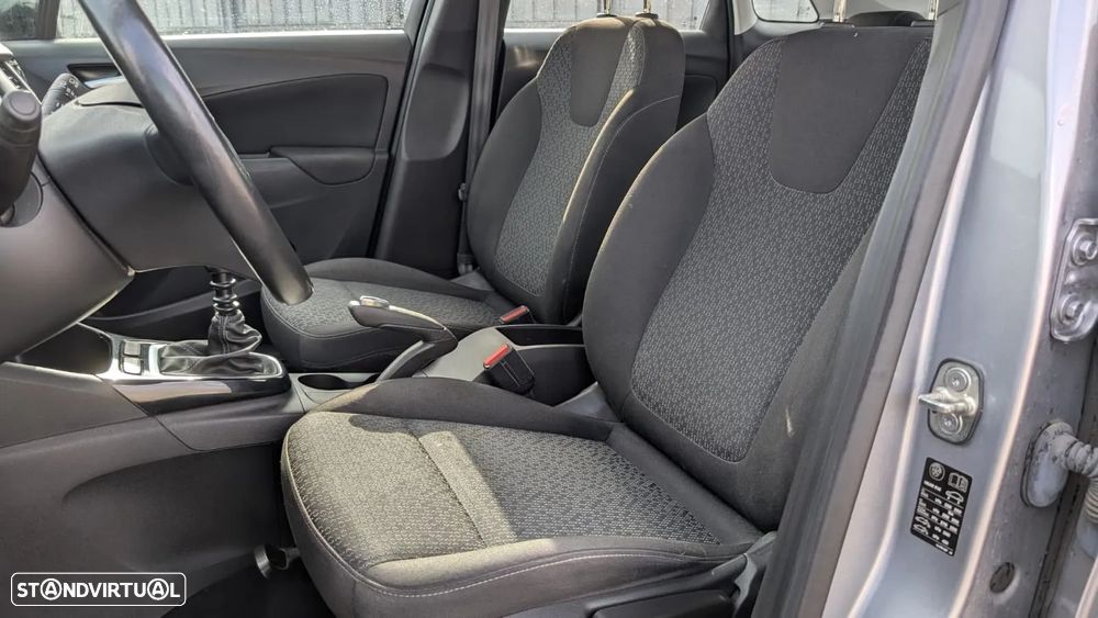 Opel Crossland X - 12