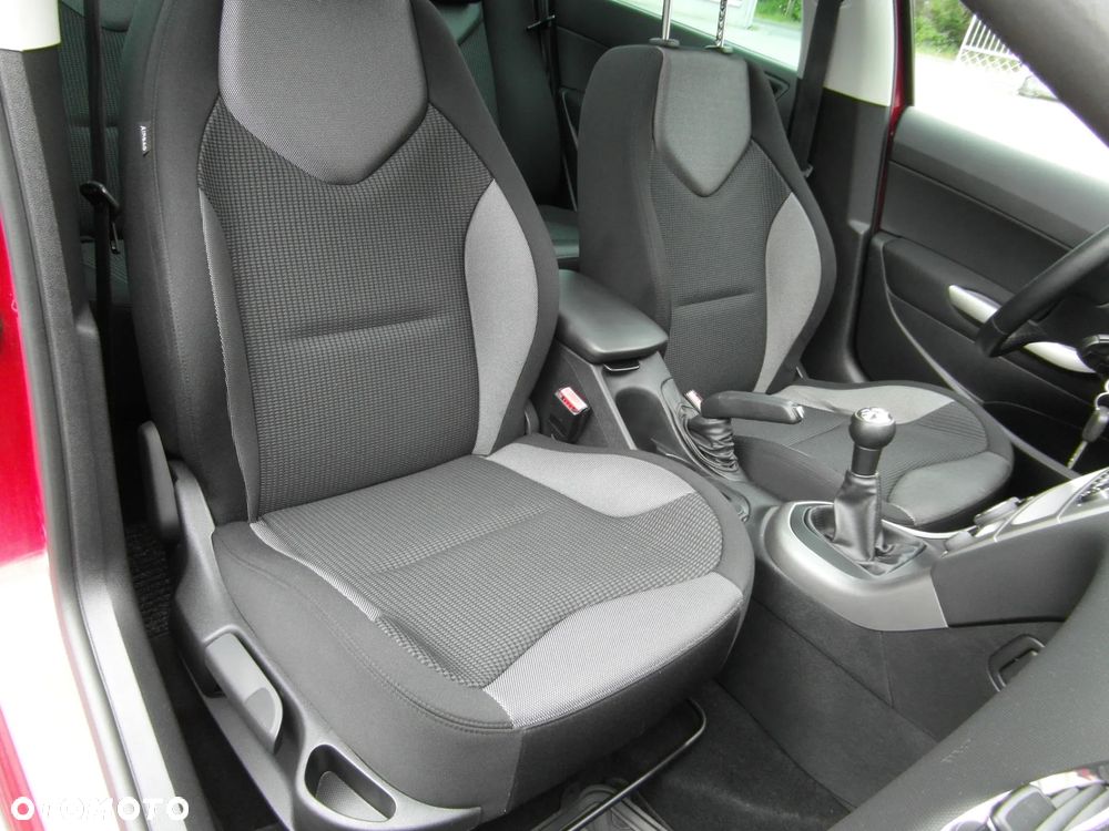Peugeot 308 120 VTi Active - 21
