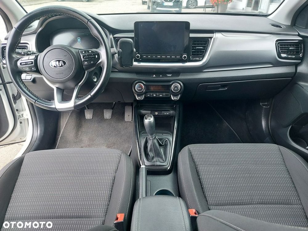 Kia Stonic - 17
