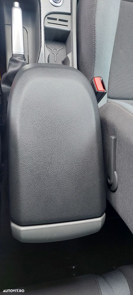Ford Focus 2.5 ST Rally - 31