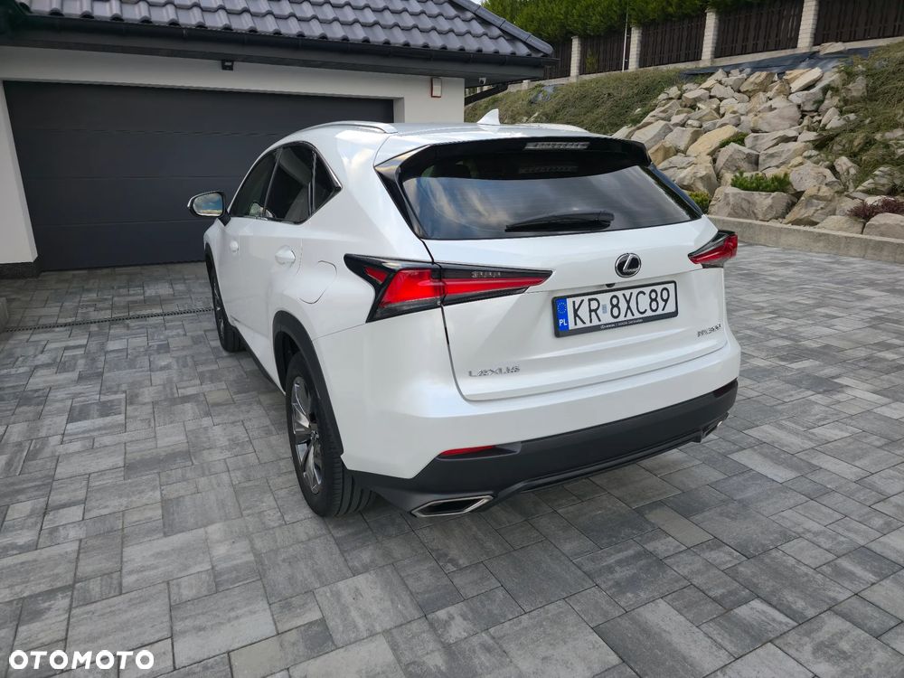 Lexus NX 300 GPF Comfort AWD - 2