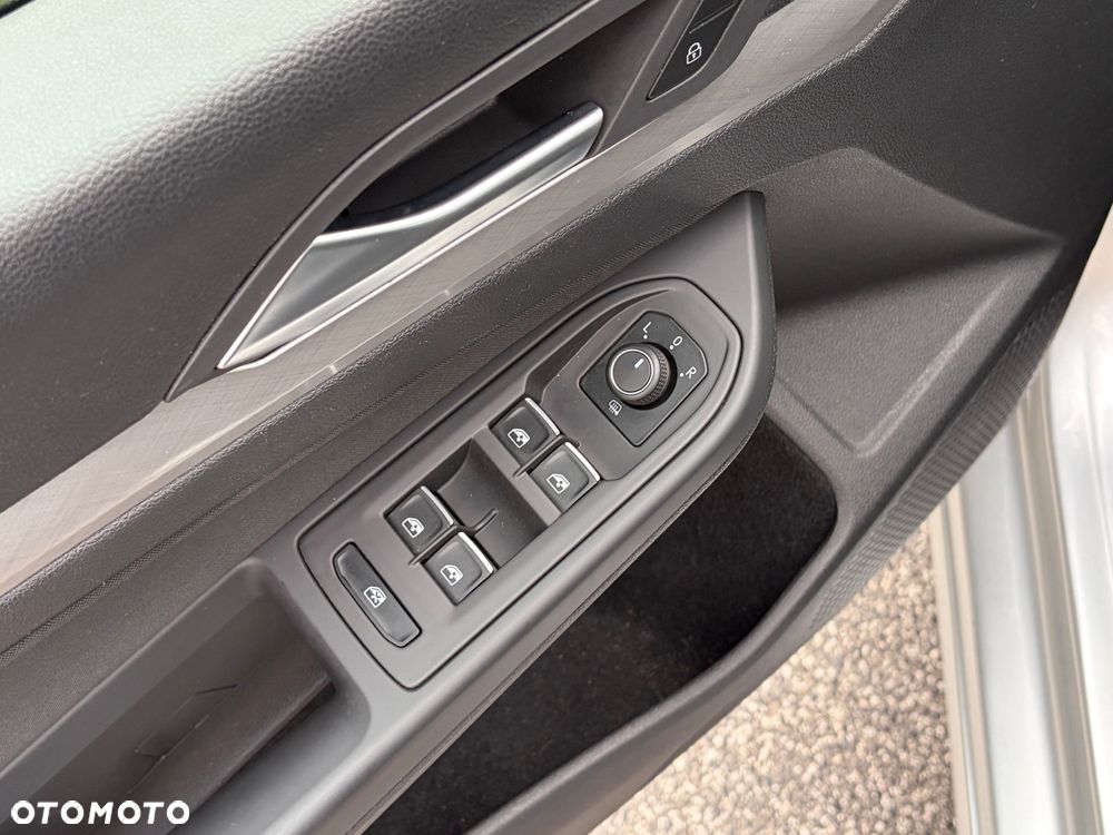 Volkswagen Golf 2.0 TDI Life - 33