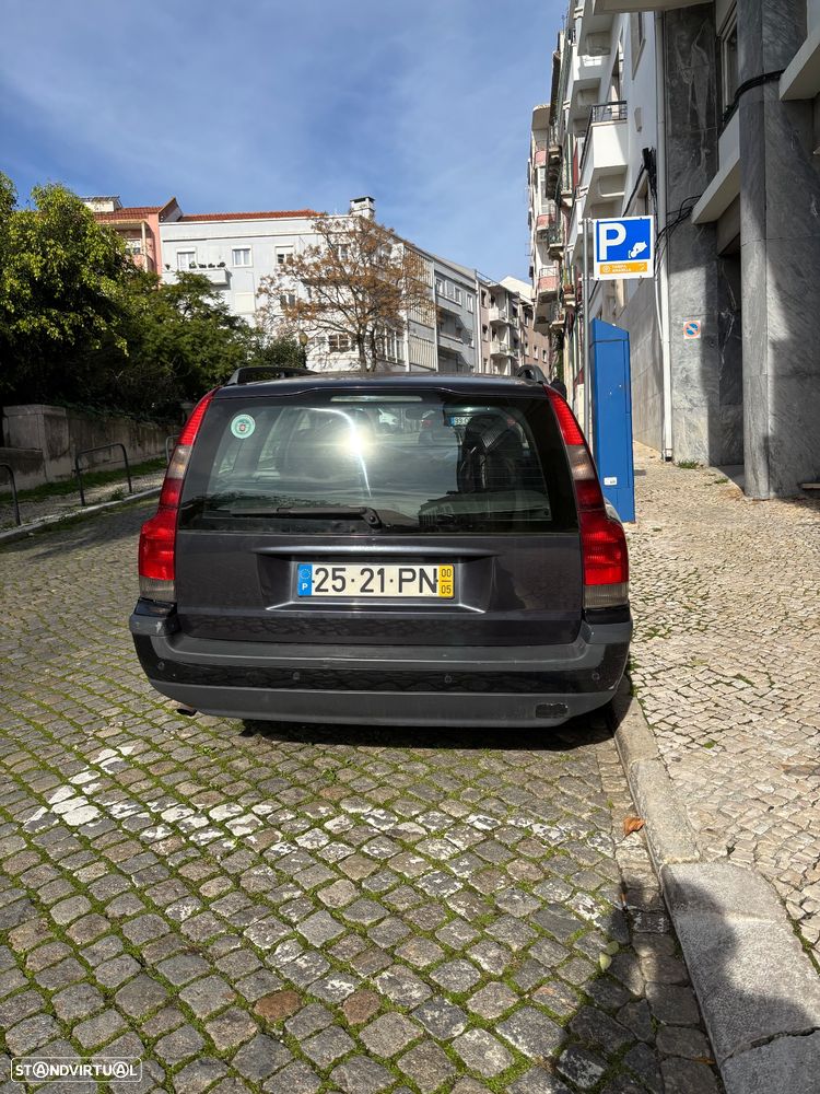 Volvo V70 2.5 D - 2