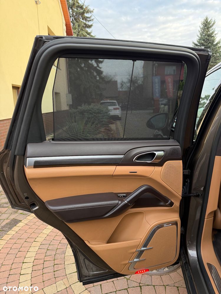 Porsche Cayenne S Diesel - 30