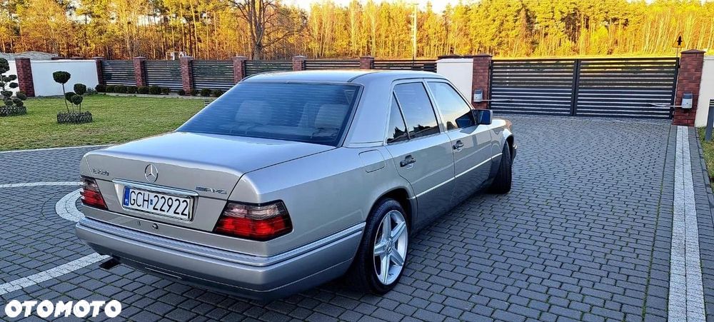 Mercedes-Benz Klasa E - 3