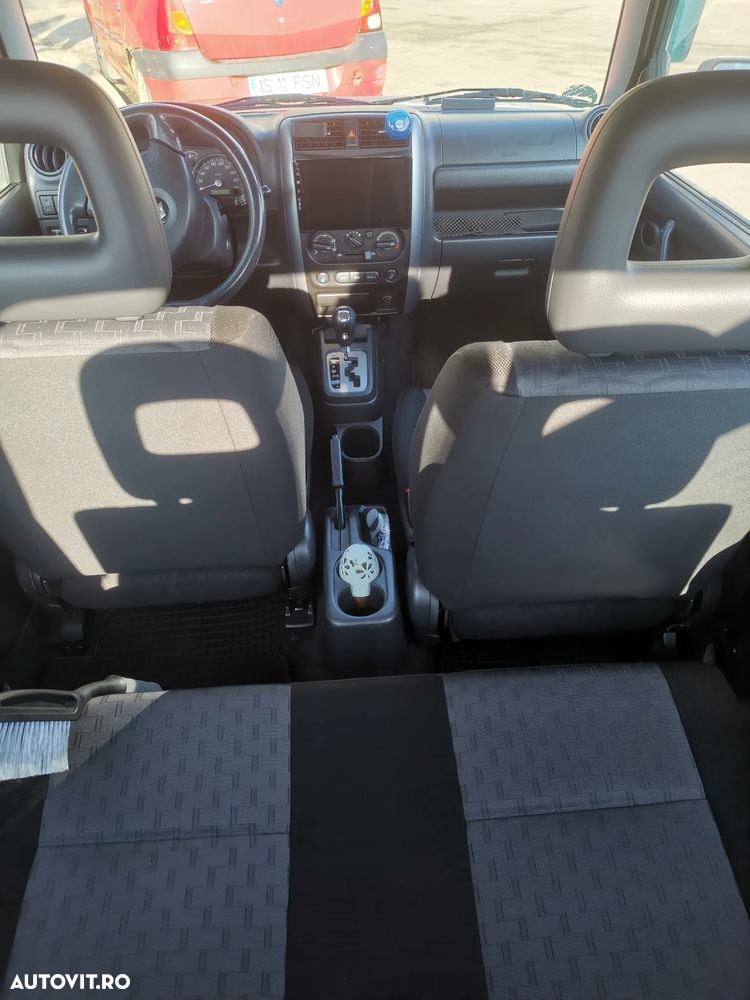 Suzuki Jimny - 30