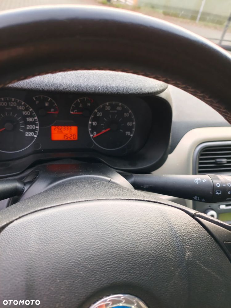 Fiat Grande Punto 1.4 8V 360 - 11