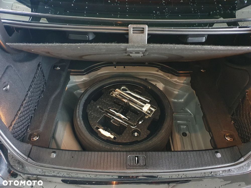 Mercedes-Benz Klasa E 63 AMG AMG Speedshift 7G-MCT - 11