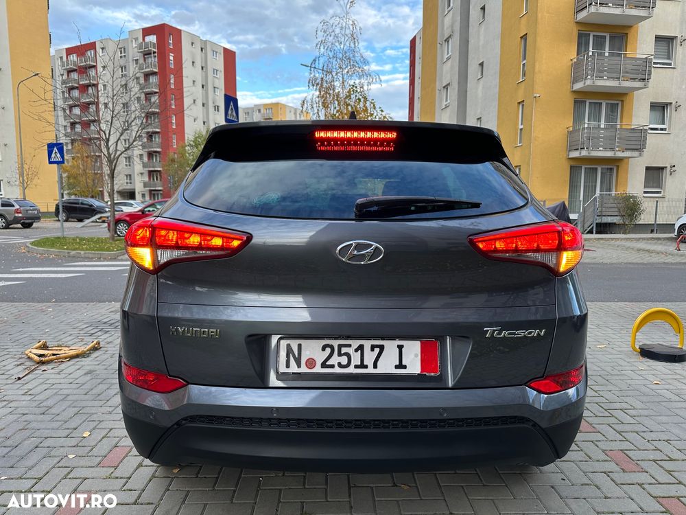 Hyundai Tucson blue 1.7 CRDi 2WD DCT Style - 11