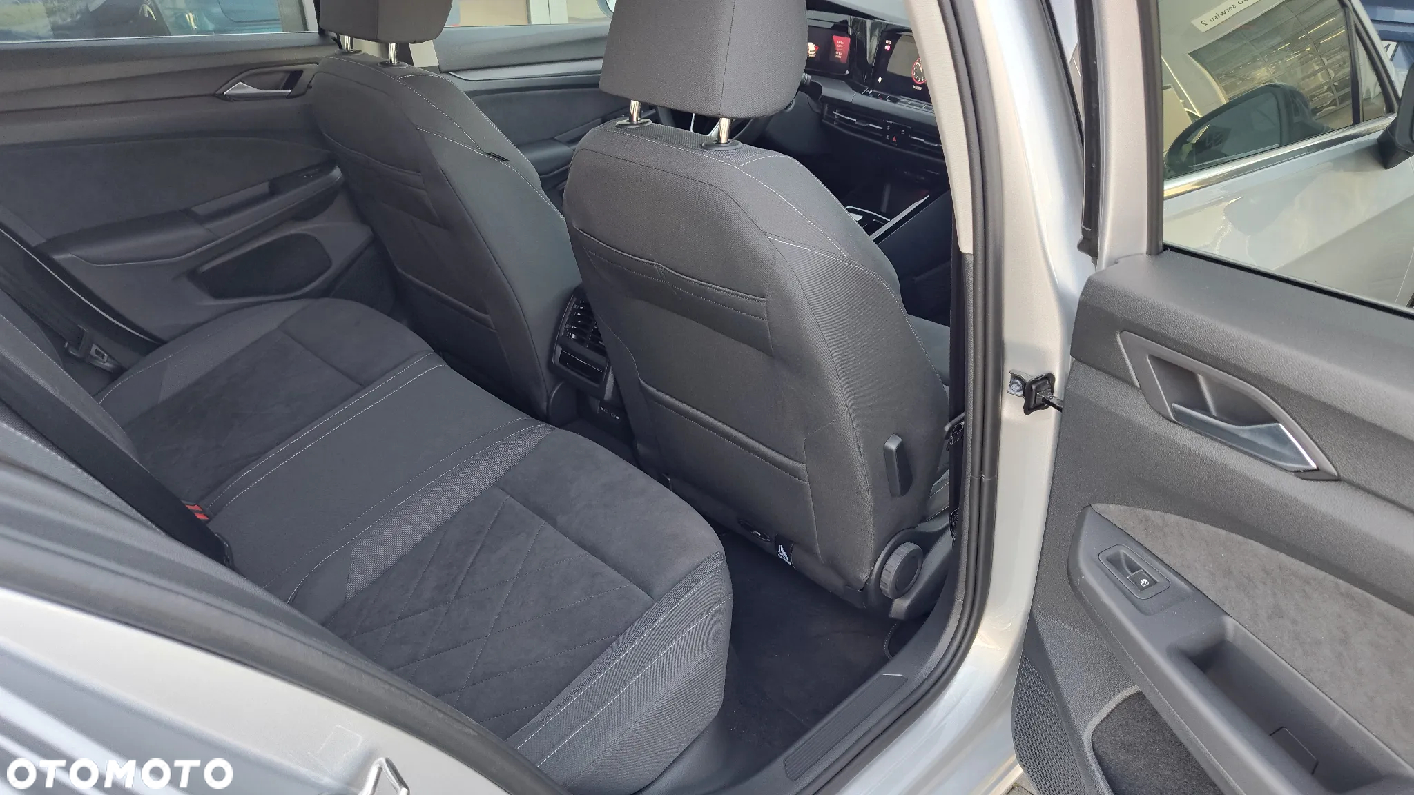Volkswagen Golf - 15