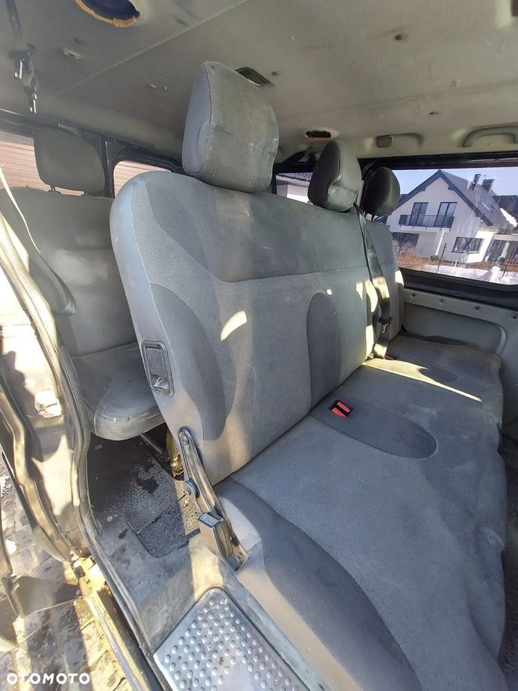 Renault Trafic - 17