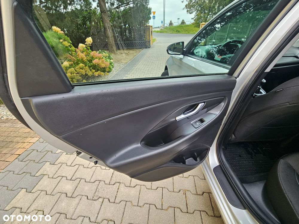 Hyundai i30 i30cw 1.6 CRDi Intro Edition - 25