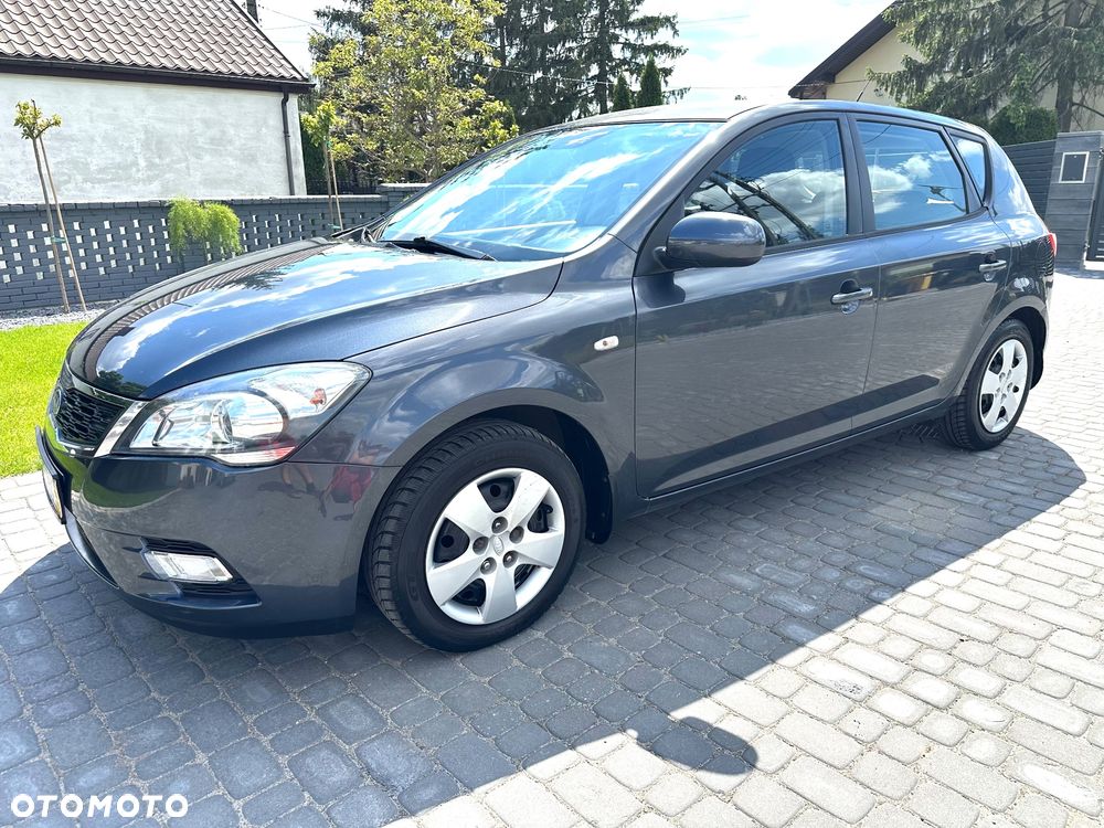 Kia Ceed 1.4 CVVT Spirit - 4