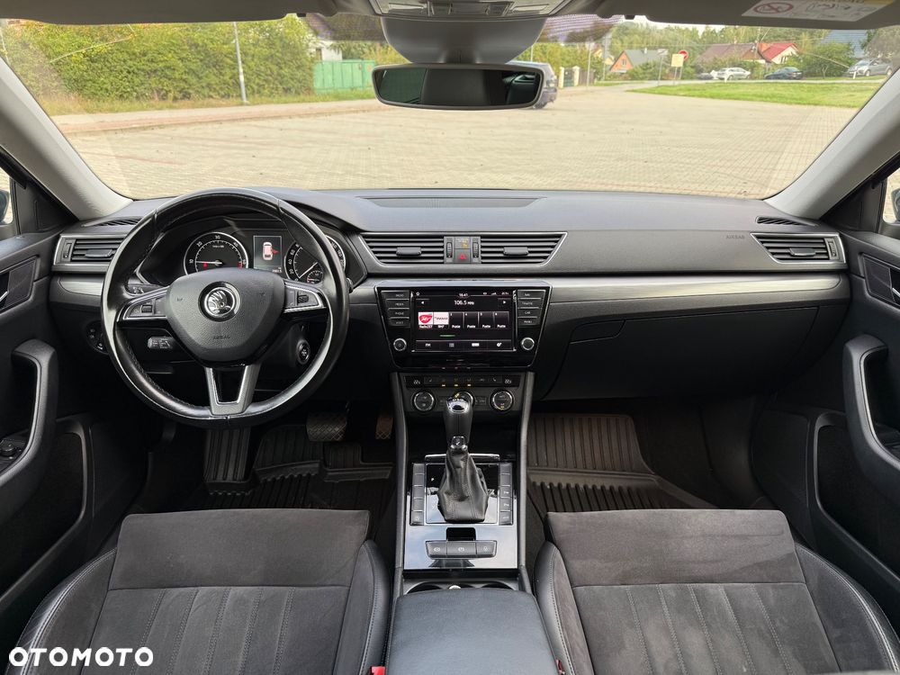 Skoda Superb 1.6 TDI DSG Ambition - 24