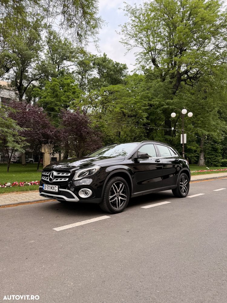 Mercedes-Benz GLA 220 4MATIC - 1