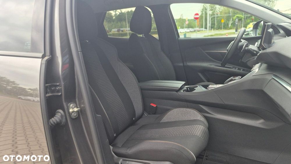 Peugeot 3008 1.2 PureTech Active Pack S&S EAT8 - 20