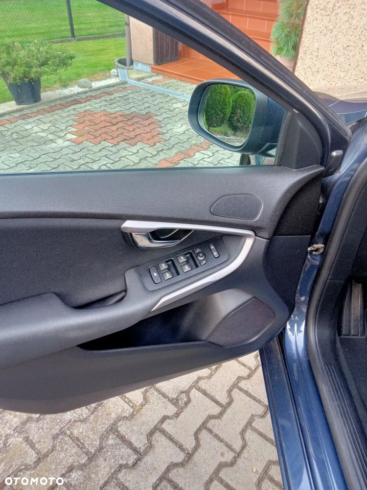 Volvo V40 T3 Drive-E Kinetic - 6