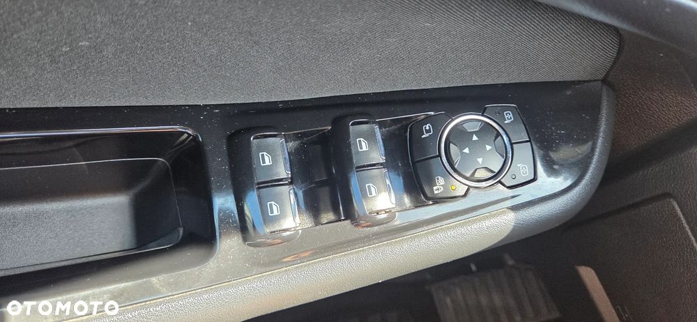Ford S-Max 1.5 Eco Boost Start-Stopp Titanium - 30