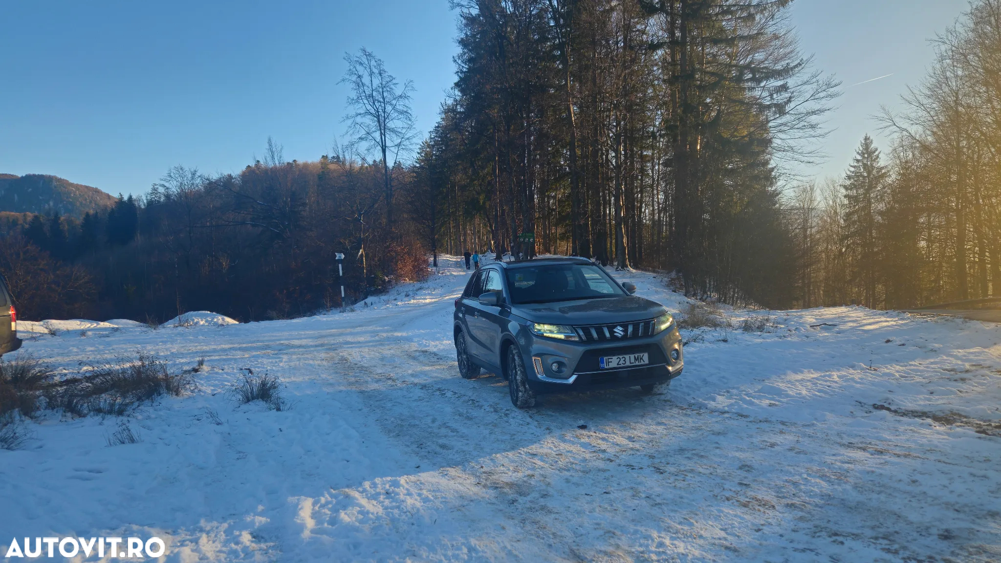 Suzuki Vitara 1.5 HEV Luxus - 5