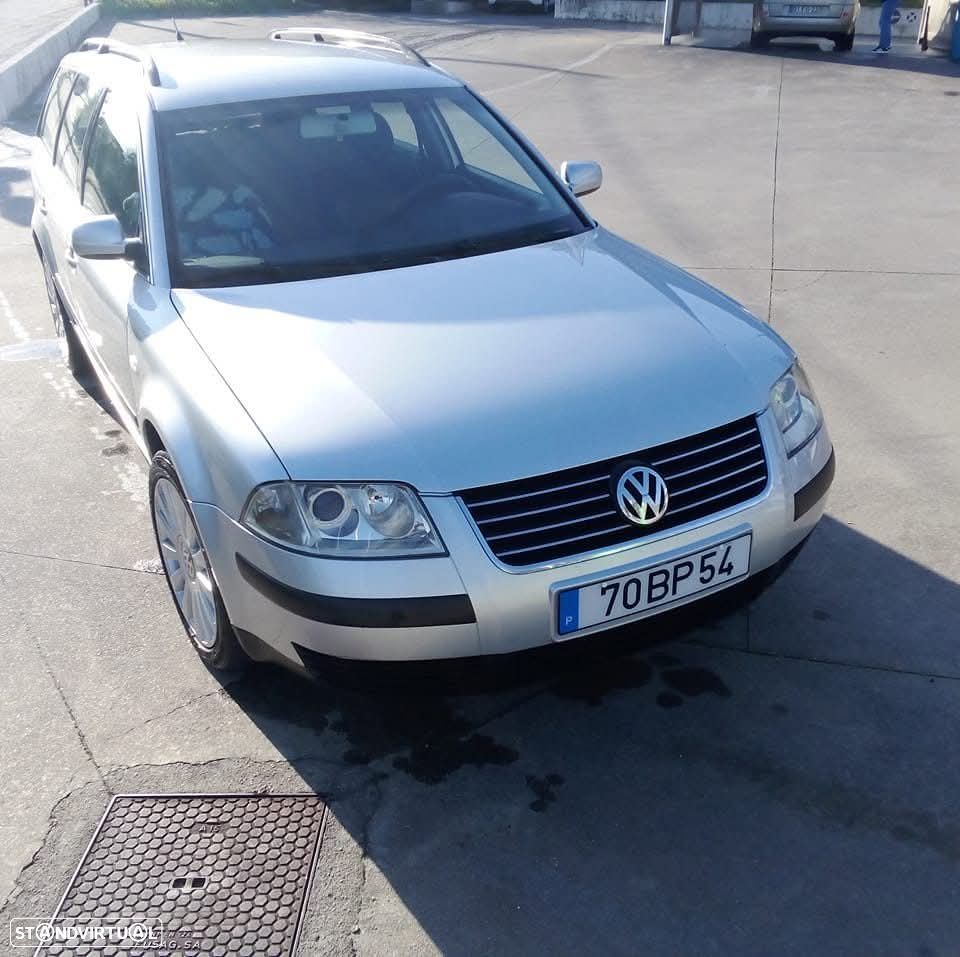 VW Passat 1.9 TDi Trendline - 11