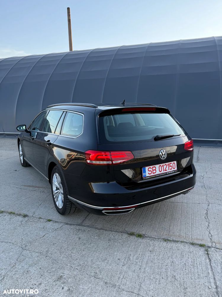Volkswagen Passat 2.0 TDI DSG 4Motion Comfortline - 16