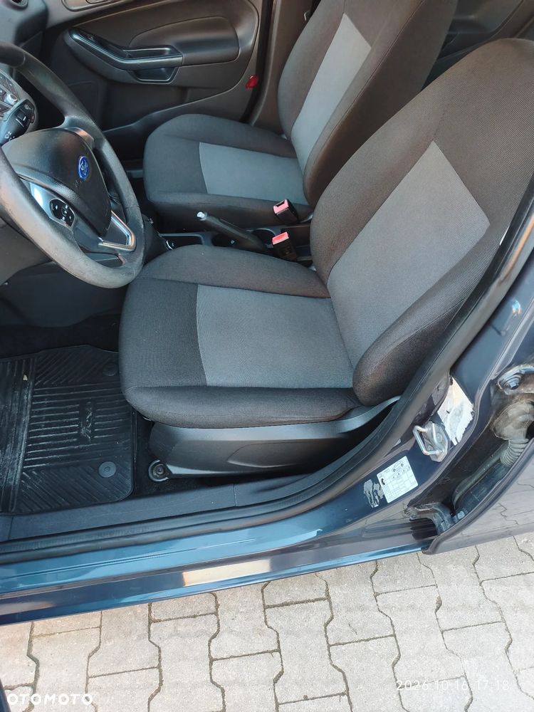 Ford Fiesta 1.25 Trend - 12