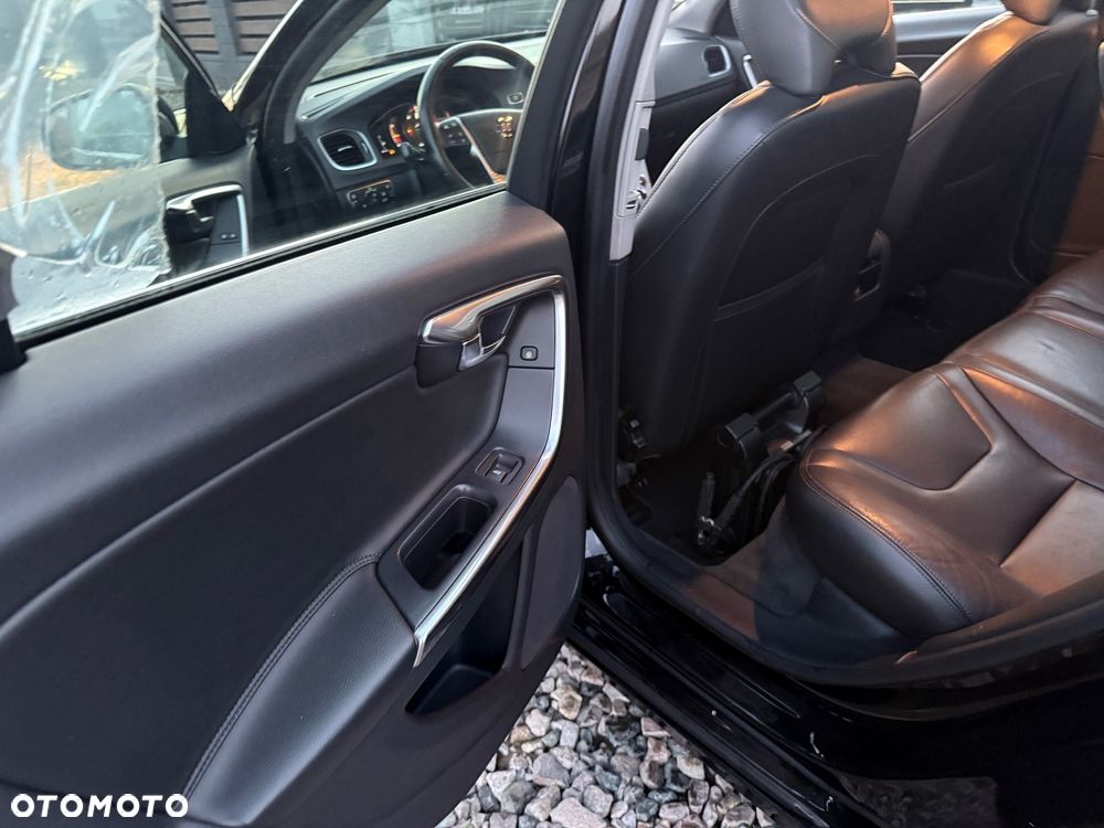 Volvo S60 D2 Drive-E Dynamic Edition (Momentum) - 21