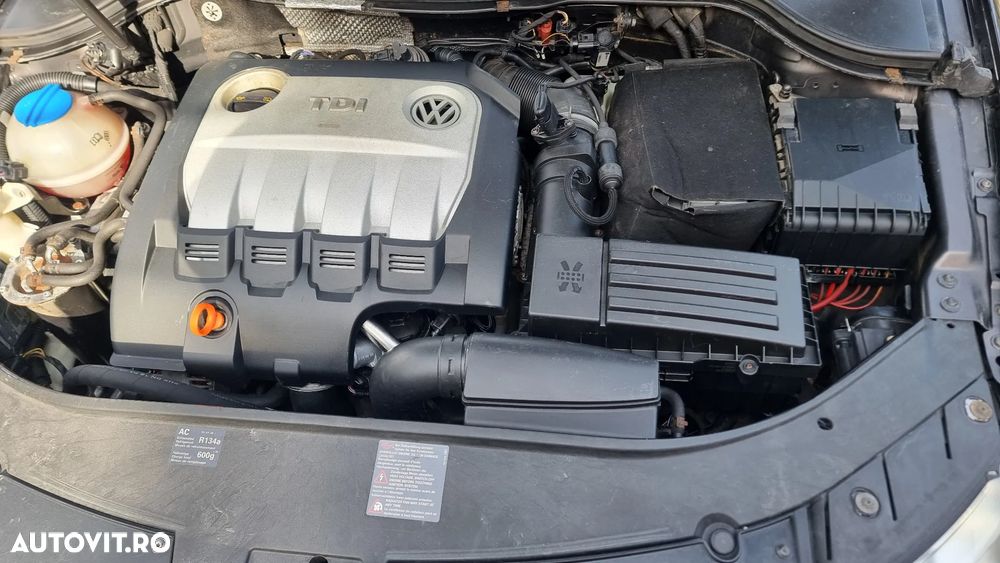 Volkswagen Passat 2.0 TDI DPF DSG Highline - 7