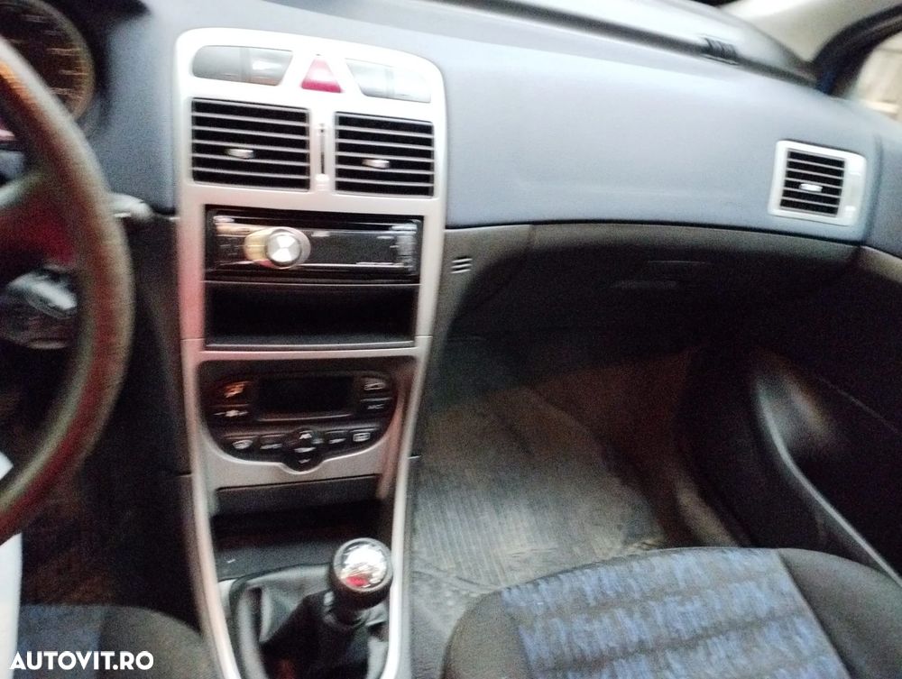 Peugeot 307 SW 2.0HDi - 16