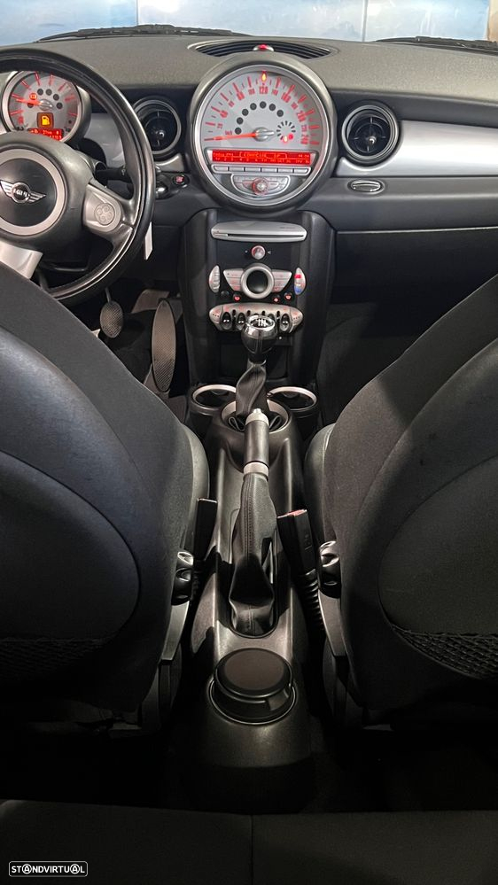 MINI Clubman Cooper SD - 22