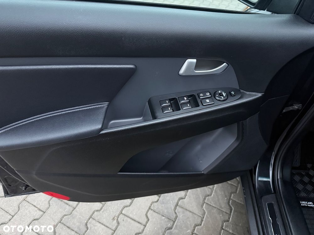 Kia Sportage 1.6 GDI Business Line L 2WD - 24