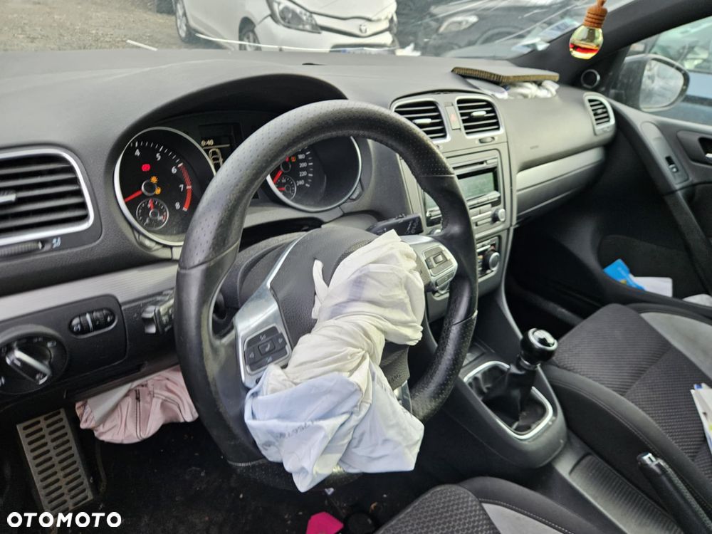 Volkswagen Golf 1.4 TSI Team - 14