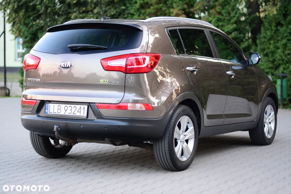 Kia Sportage 1.7 CRDI 2WD ISG Dream-Team Edition - 11