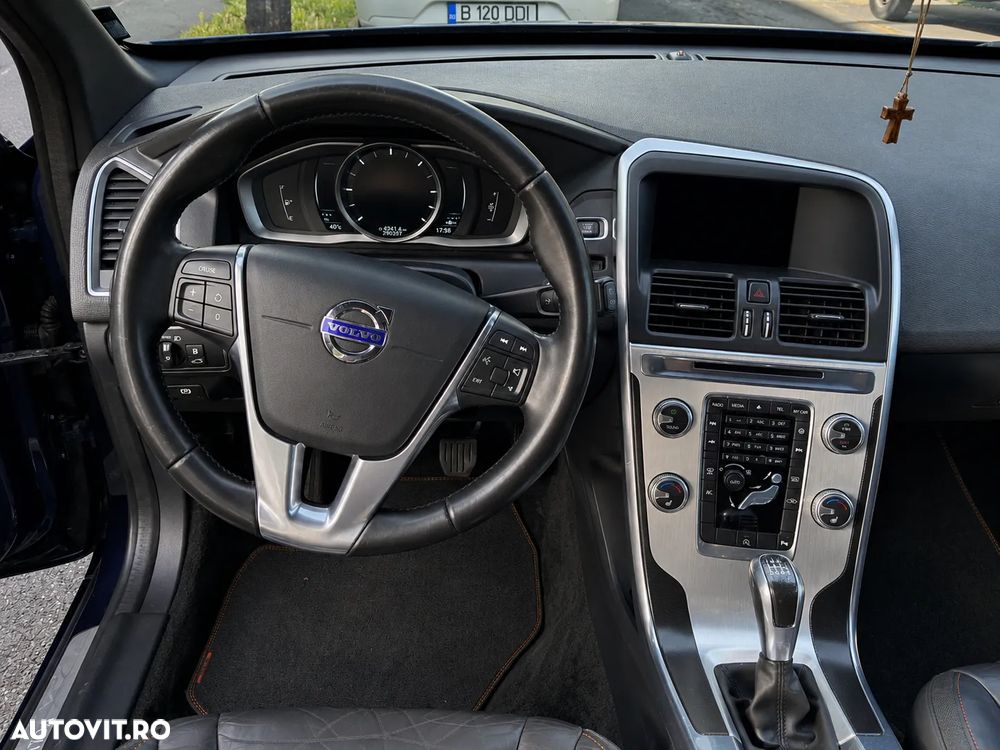 Volvo XC 60 D3 Ocean Race - 10