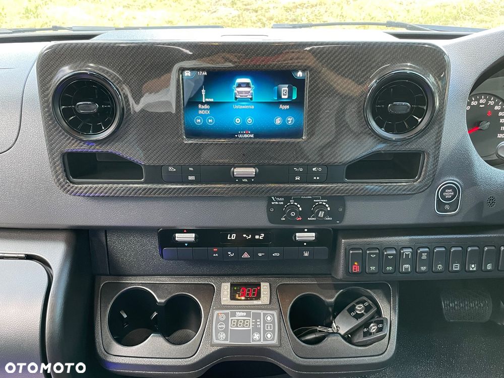 Mercedes-Benz Sprinter 519 - 13