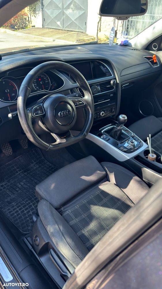 Audi A4 2.0 TDI DPF S line Sportpaket - 8