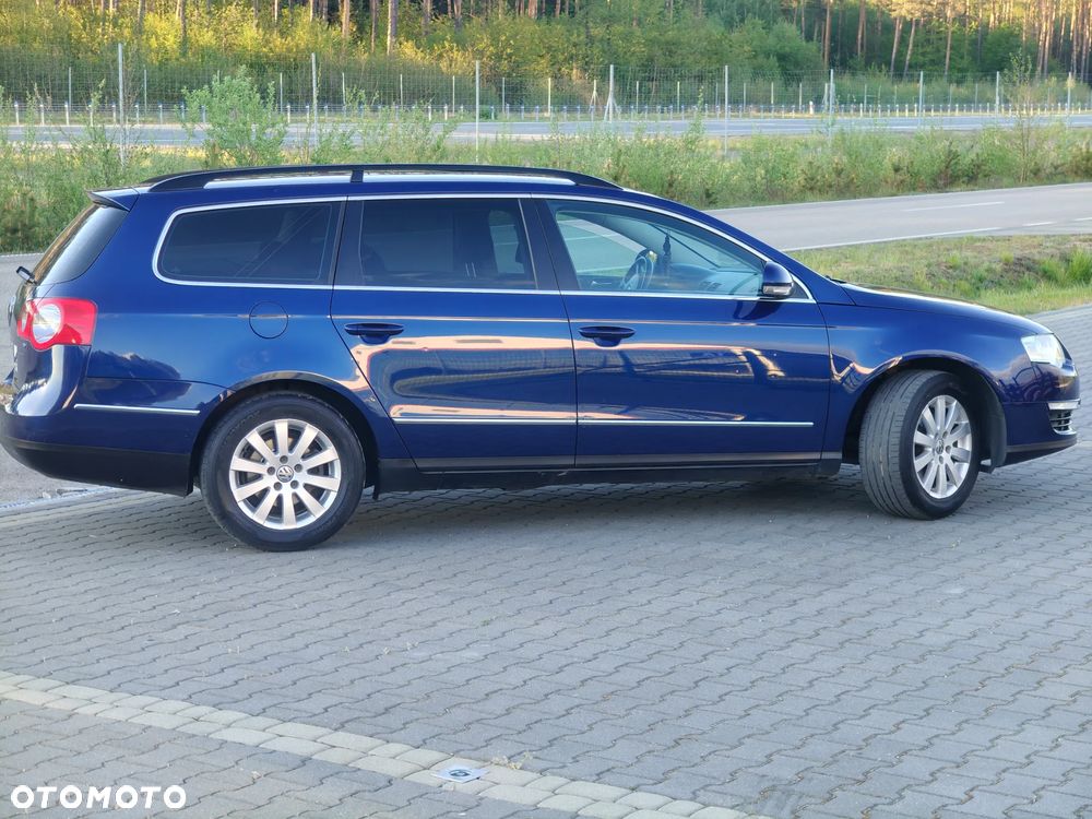 Volkswagen Passat Variant 2.0 TDI DPF BlueMot Comfortline - 14