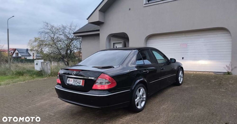 Mercedes-Benz Klasa E - 19