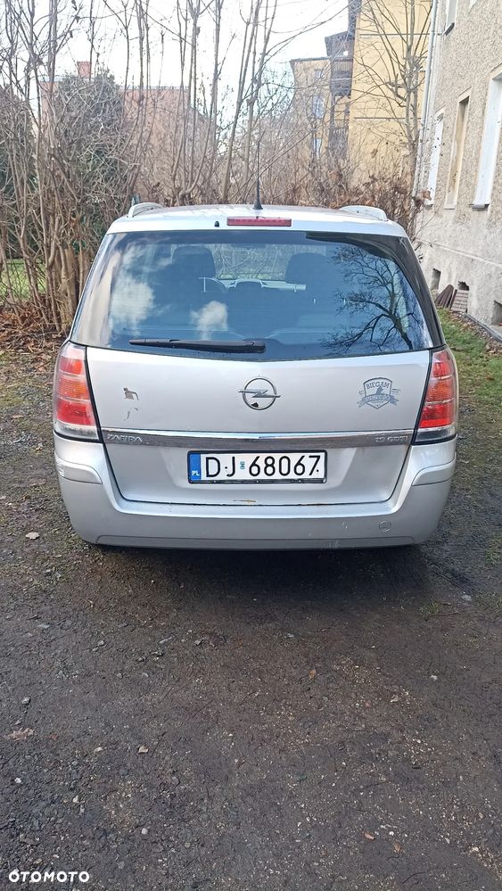 Opel Zafira 1.9 CDTI - 16
