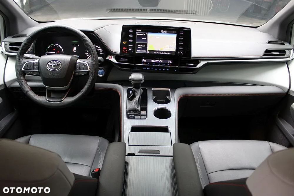 Toyota Sienna - 18