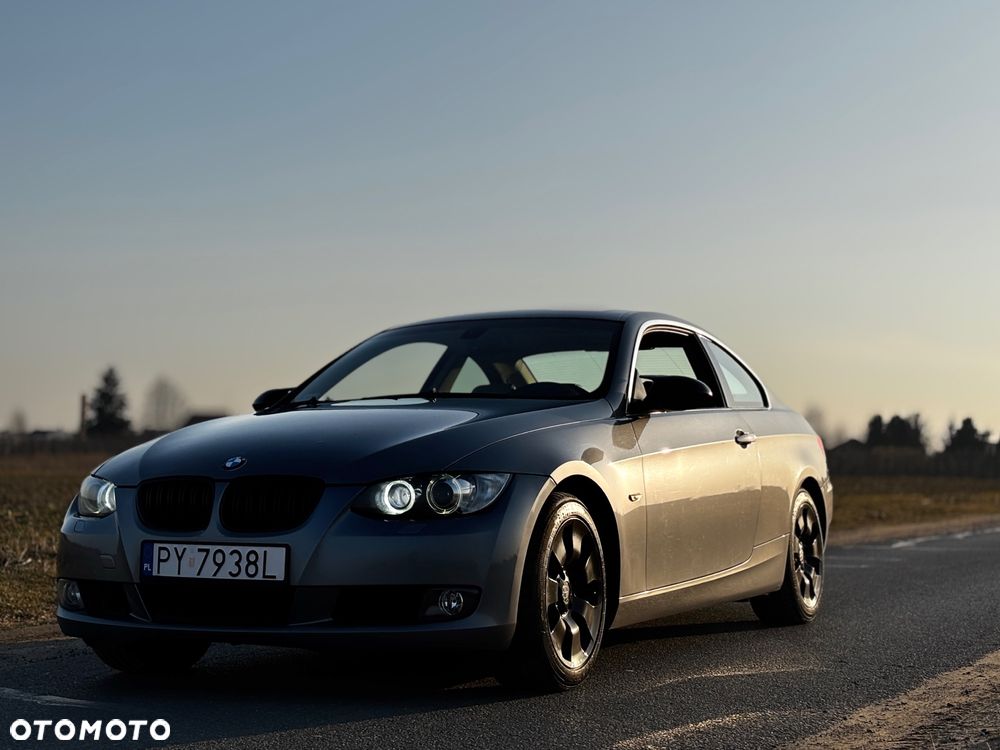 BMW Seria 3 325i - 41