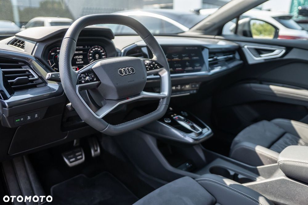 Audi Q4 e-tron - 14