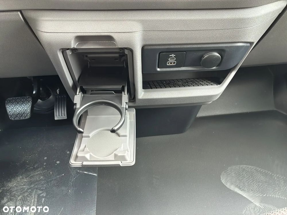 Volkswagen Transporter T7 Furgon Plus/6 osob./AUTOMAT, 2.0 TDI 150KM, r.o. 3500 mm - 35