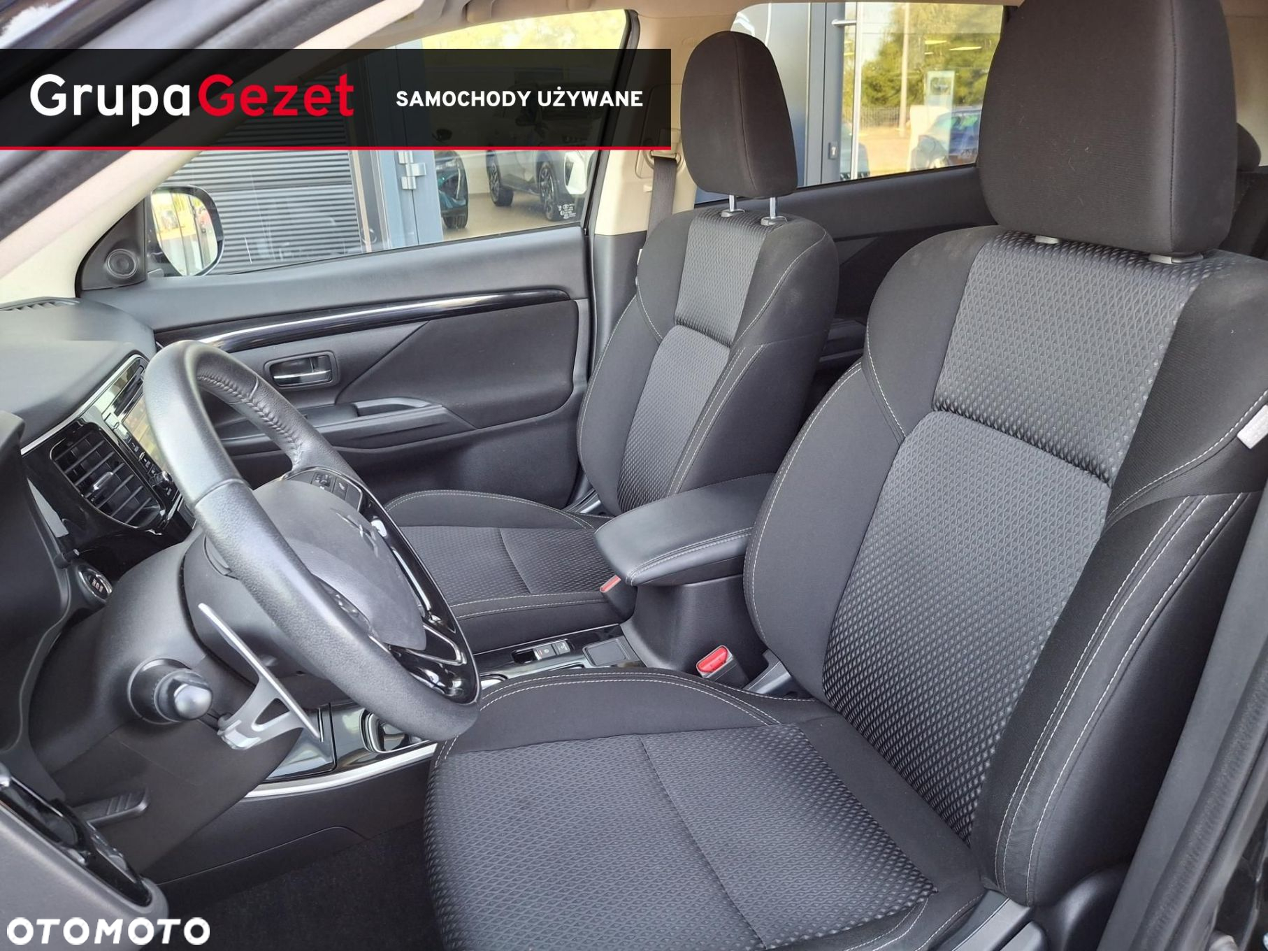 Mitsubishi Outlander - 8